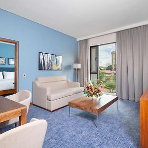 One-Bedroom King Suite